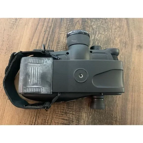 POLAROID‎ PDC-2000 DIGITAL CAMERA, COLLECTABLE VINTAGE 1996, MSRP $2495